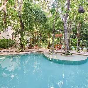  Apartment Jungle Penthouse With Private Pool